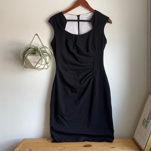 Calvin Klein - Little black sheath dress